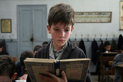 貧しい家庭ながら学校での成績は優秀だったコルムリ少年。　©Claudio Iannone