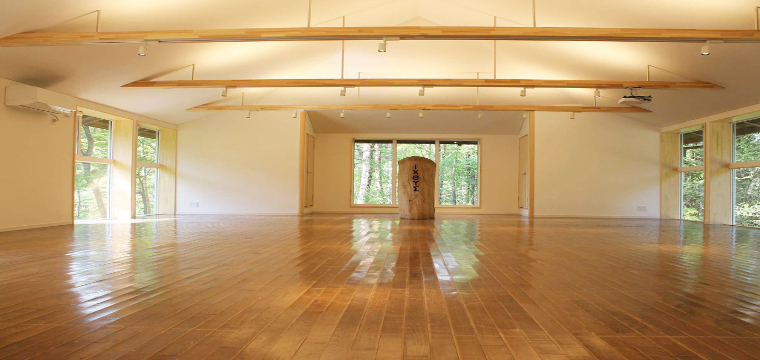 被災地支援拠点のクリスチャンキャンプ場 被災した礼拝堂再建 復興のシンボル Morigo礼拝堂で感謝礼拝