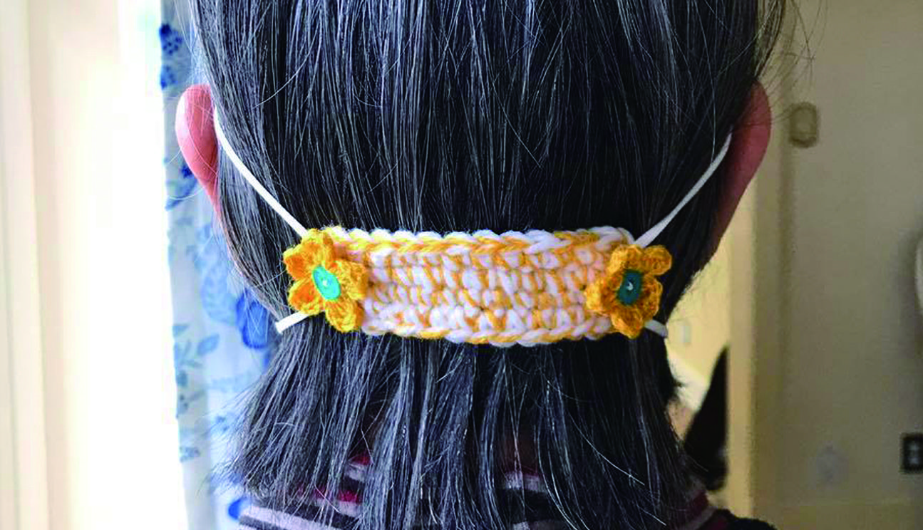 最前線にいる医療関係者のために　マスク用バンド 病院に寄贈　カナダで