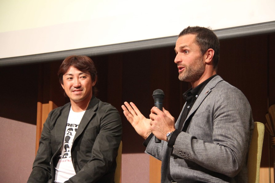 サファテ選手がグッズ・オークションで熊本震災支援　「良い行いするよう造られた」