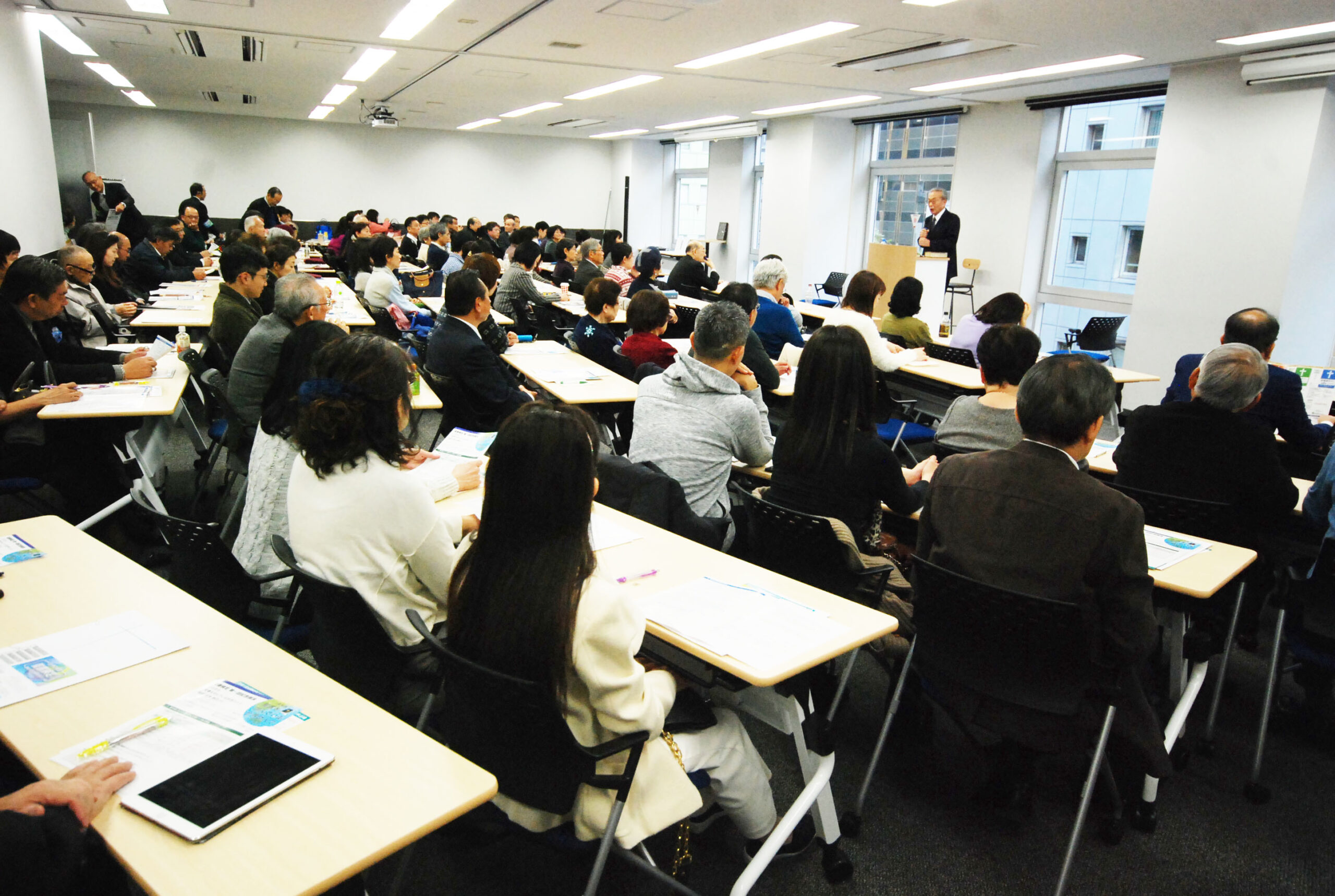 受検者のべ534人、第１級受検者30人 聖書検定を国民運動に 公式テキスト著者 鈴木氏記念講演