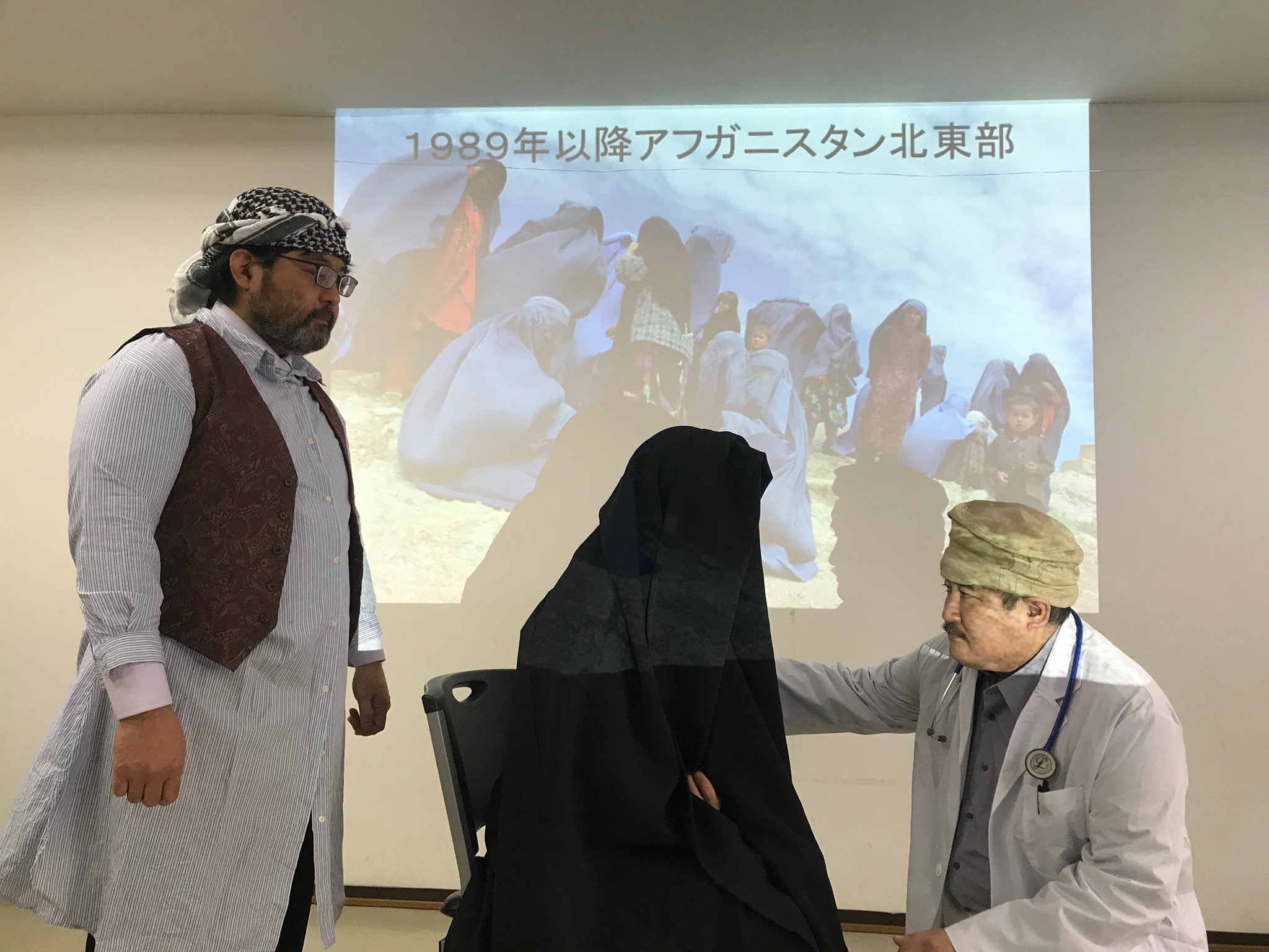 「中村哲その生涯」ミュージカルで 高槻聖書バプテスト教会クリスマス・コンサート