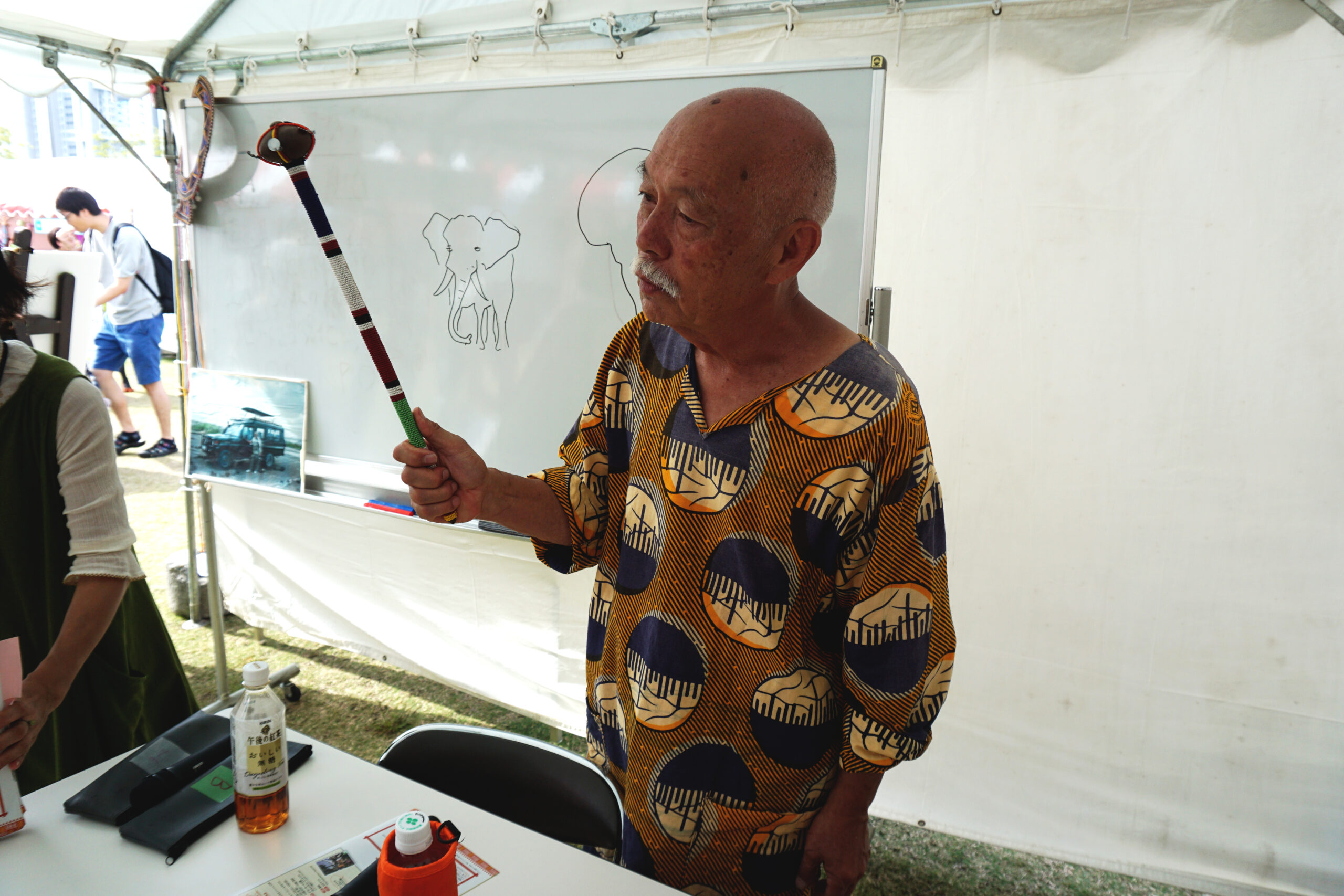 ケニア獣医師神戸さん　活動50年目前に思い　疫病、密猟、温暖化が脅威に