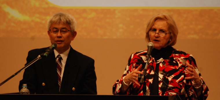 援助団体「ワールド・ホープ」創立者 ライアン氏講演 「2,700万人が奴隷状態」 聖化大会で正義の実践強調