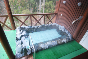 宿泊特集①　研修・宿泊施設「祈りの家 日光オリーブの里」 静かに祈り神様と対話を 124回数えた聖会 毎回出席の固定メンバーも