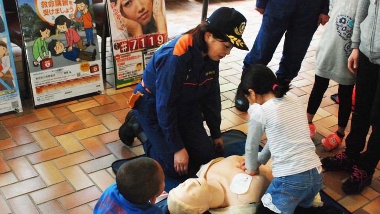 “首都直下”に備え　教会で「防災フェスタ2016」を開催
