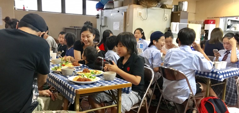 こども食堂で教会が一層開けた場所に 東京中央教会  こども食堂「５プラス２」