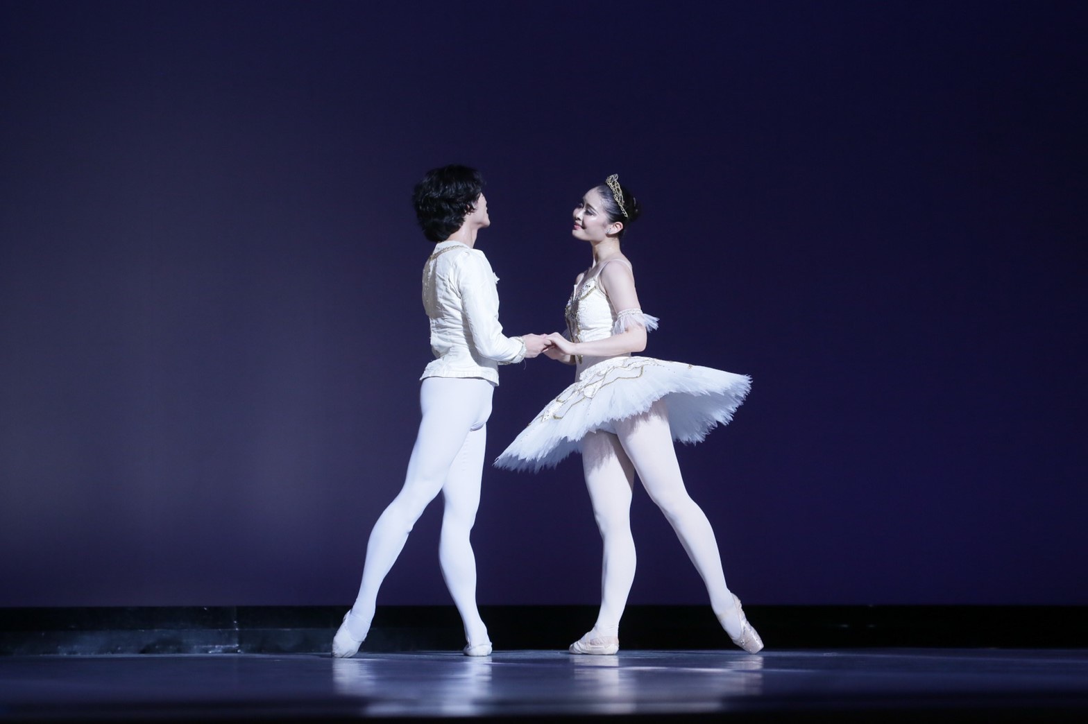 バレエ界変革目指す「踊る社長」 株式会社ライフスタイル オーダーメイド代表取締役 バレエダンサー 岡脇 柚太加さん（上）