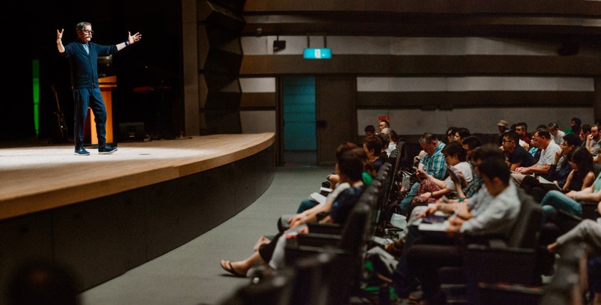 教会開拓と活性化　ＣＢＩジョイ・オブ・ジャパン・センター新設　名古屋、東京でトリップ博士が記念講演