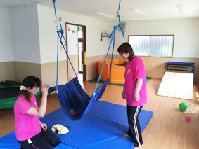 児童発達支援事業施設「らぶり」開園！ 「障害」ではなく「発達凸凹」