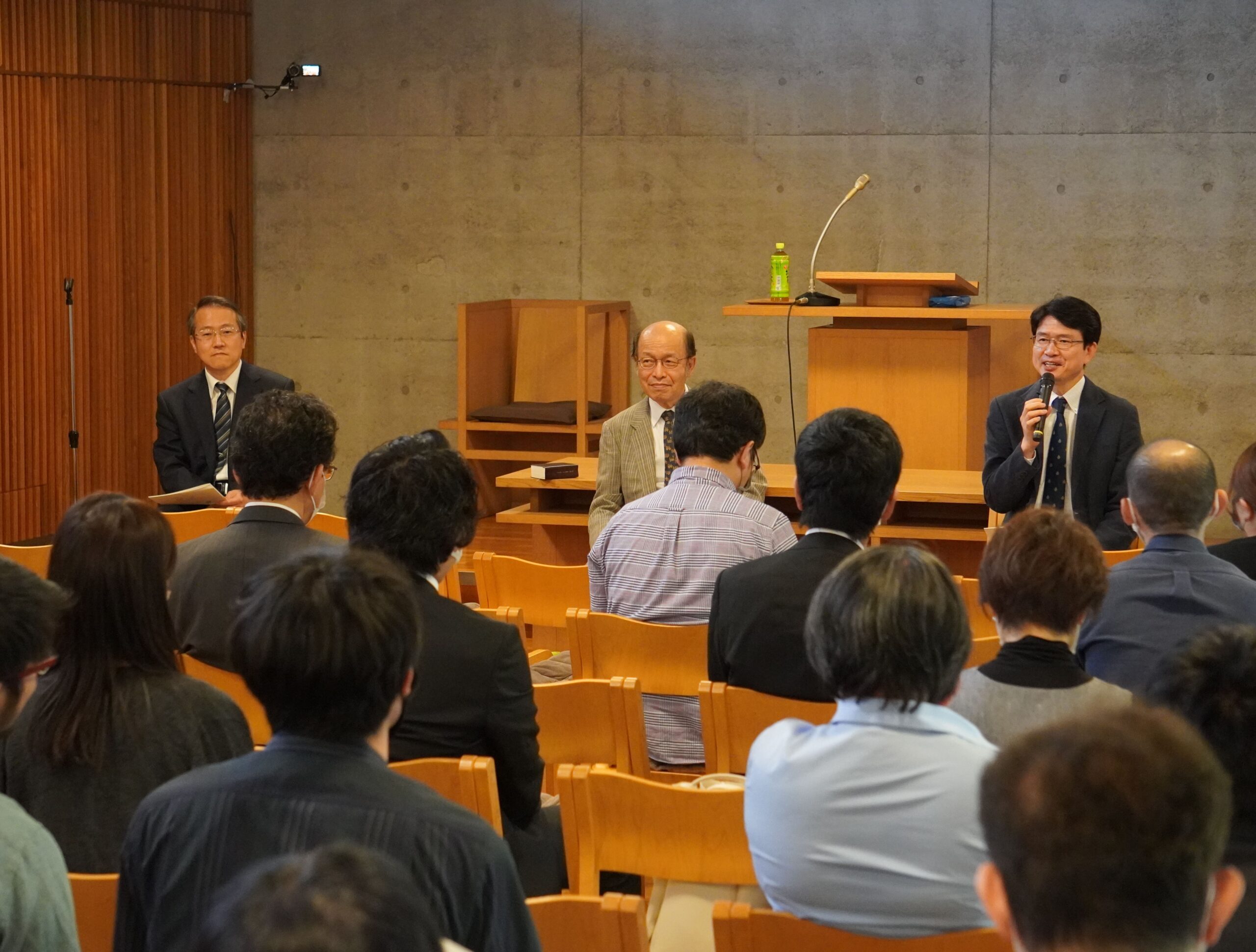 ポストコロナの時代に求められる教会の社会的責任とは？　福音主義神学会西部部会　2022年度春季研究会議