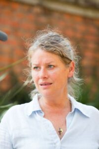 インタビュー：イザベル・タウンゼンドさん　亡父原案の映画「長崎の郵便配達」でたどる心の軌跡