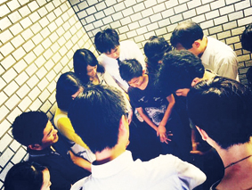 国会前デモに駆けつけた牧師、信徒ら 平和を願い祈る