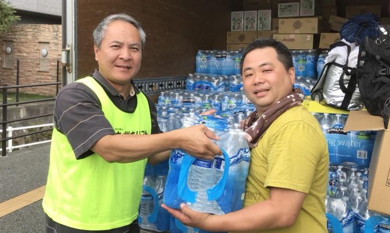 九キ災 広島、愛媛にスタッフ派遣　被災地視察 救援物資手渡す