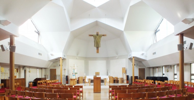 言葉と建築を旅する。 光が包む共同体つくる　建築家・香山壽夫による公共施設と教会堂の仕事から