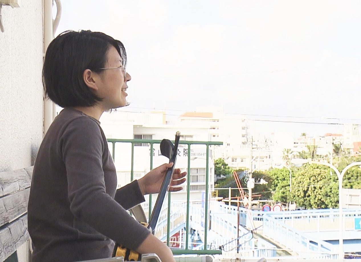 沖縄に転校してきた高校生少女が  見たウチナーンチュの戦後といま 映画「ちむぐりさ　 菜の花の沖縄日記」