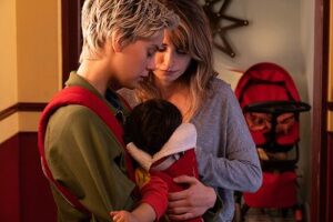 映画「パラレル・マザーズ」――新生児取り違い端緒に展開する生命への畏敬