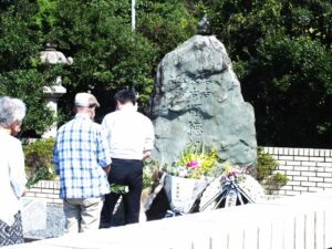 世界と神の愛を見た漂流民 映画「海嶺」舞台の地で「聖書和訳頌徳碑記念式典」