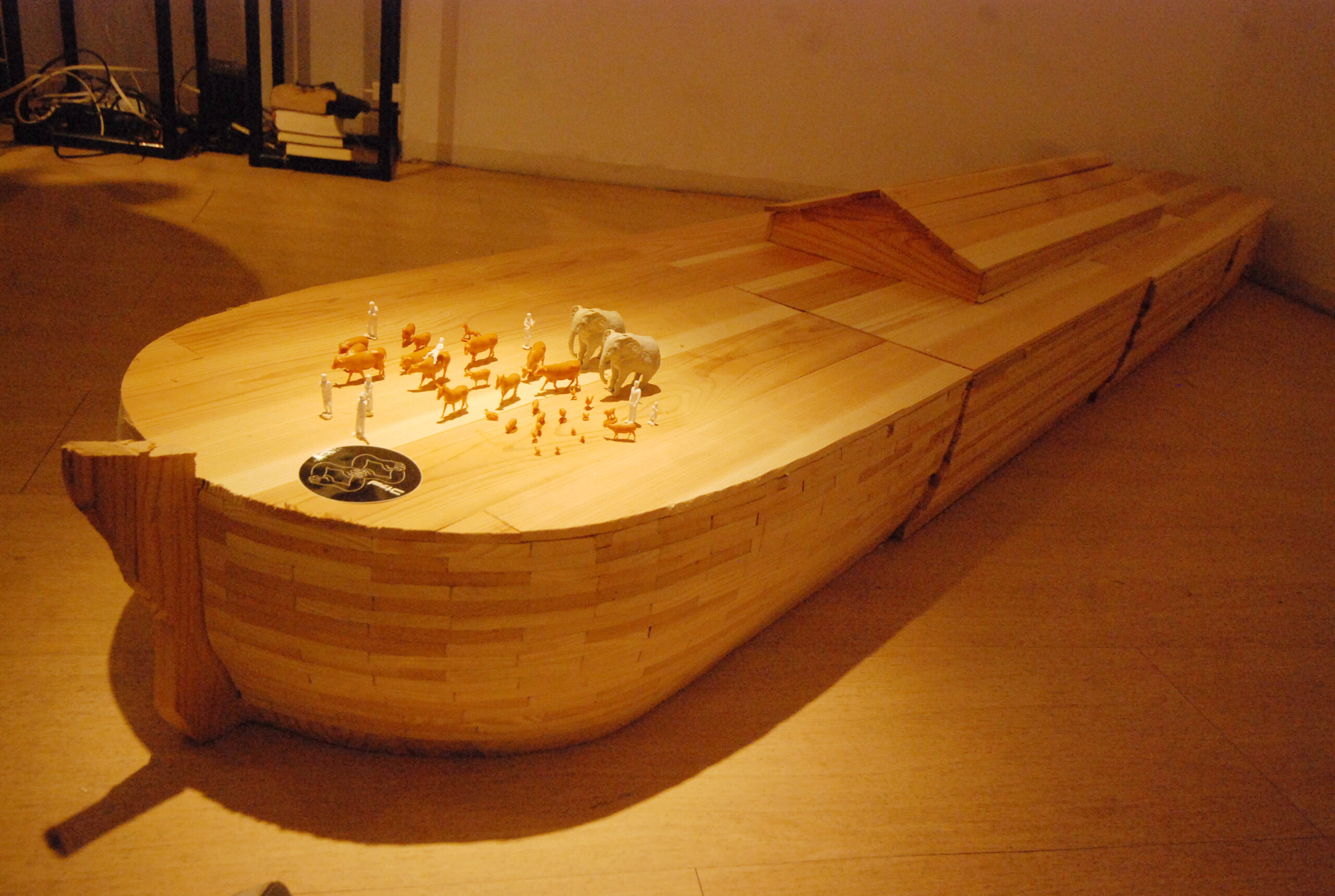 48分の１サイズの方舟展示  Ｆ４Ｃ「The Ark─ノアの方舟─」展