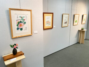 いのちとやさしさに目を留める「いたばし 星野富弘 花の詩画展」11月29日まで