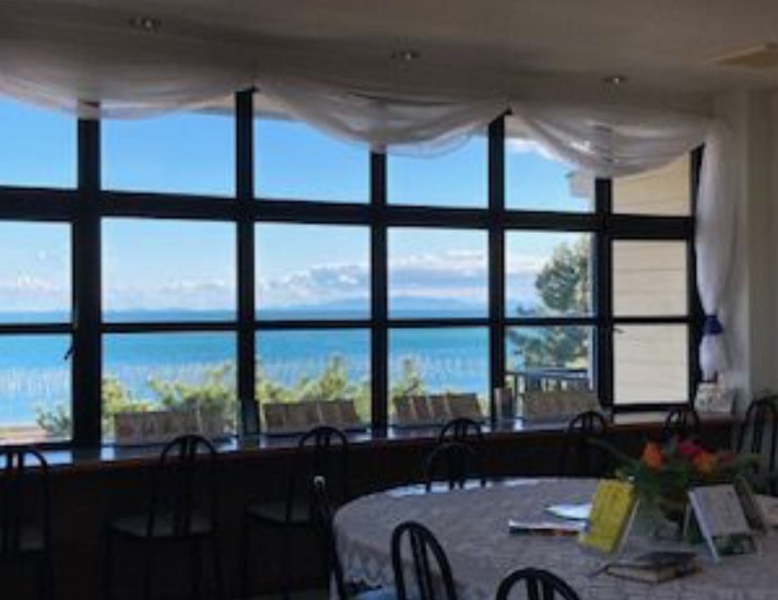 新紙面【東海だより】人、本、音楽で聖書を味わう場に　「海の見える本屋 ぴりぽ」