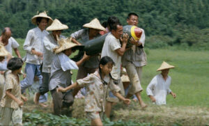 【映画評】台湾ニューシネマ王童監督 台湾近代史三部作一挙公開　「村と爆弾」