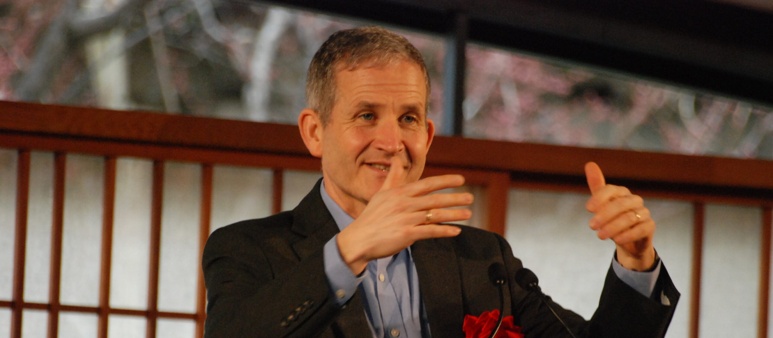 東京ケズィック コンベンション　青年大会でリスブリッジャー氏　「あなたの生涯の糸を 引いているのは誰？」