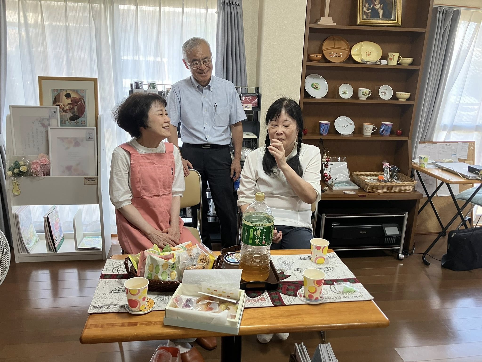 オアシス福岡書店開店1年半　地域の憩いと伝道拠点に
