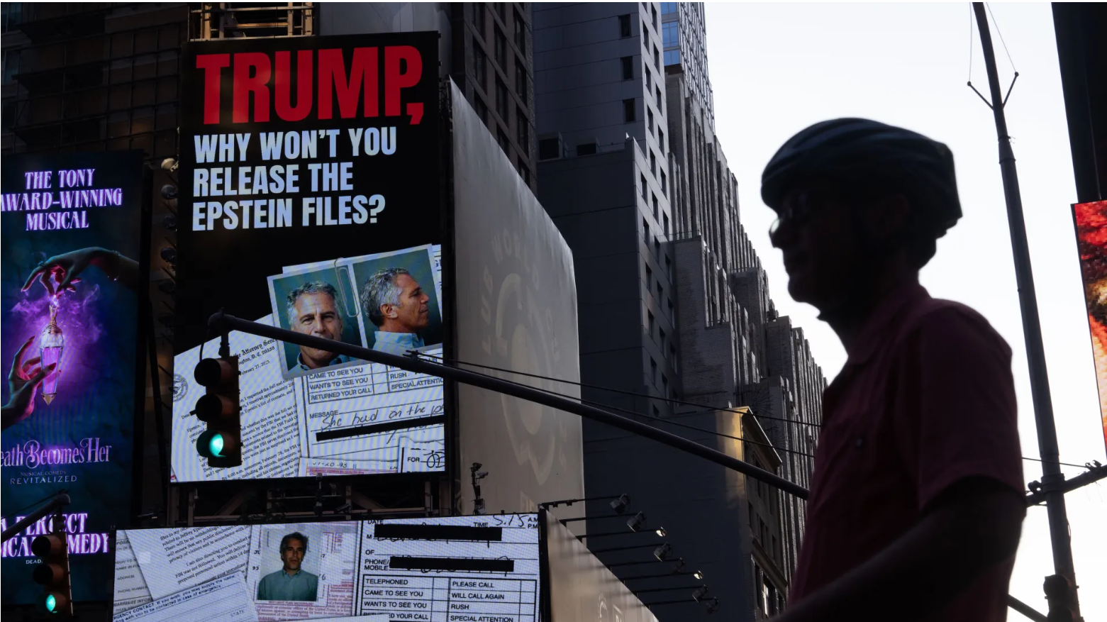 陰謀論と信仰　トランプ2.0下でもQアノンは生き続ける