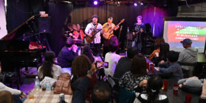 ライブカフェでメッセージ　「NEW LIFE Night Live」